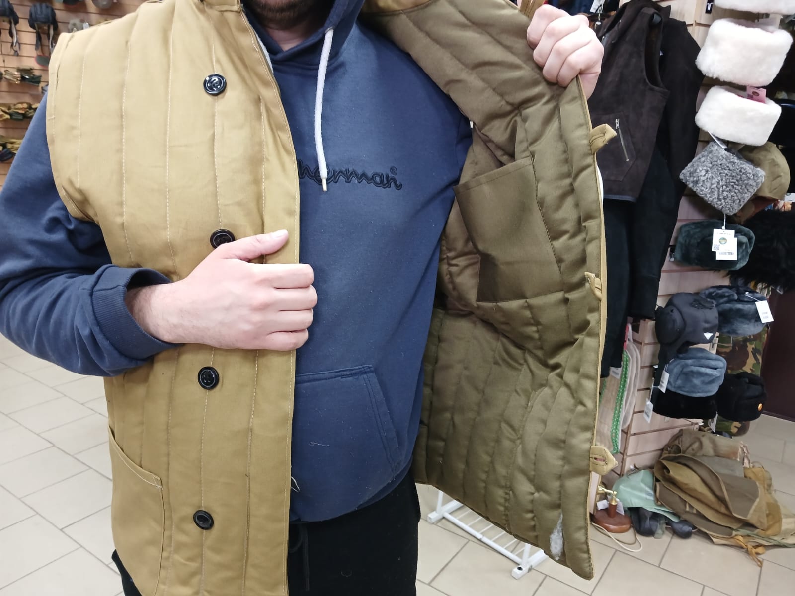 Жилет ватный телогреечный Жилет ватный телогреечный